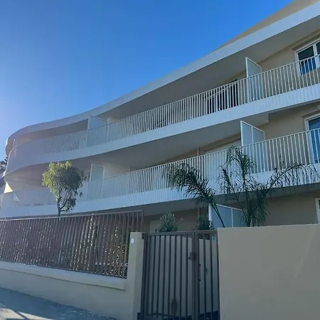Detente Et Raffinement Assures Apartment